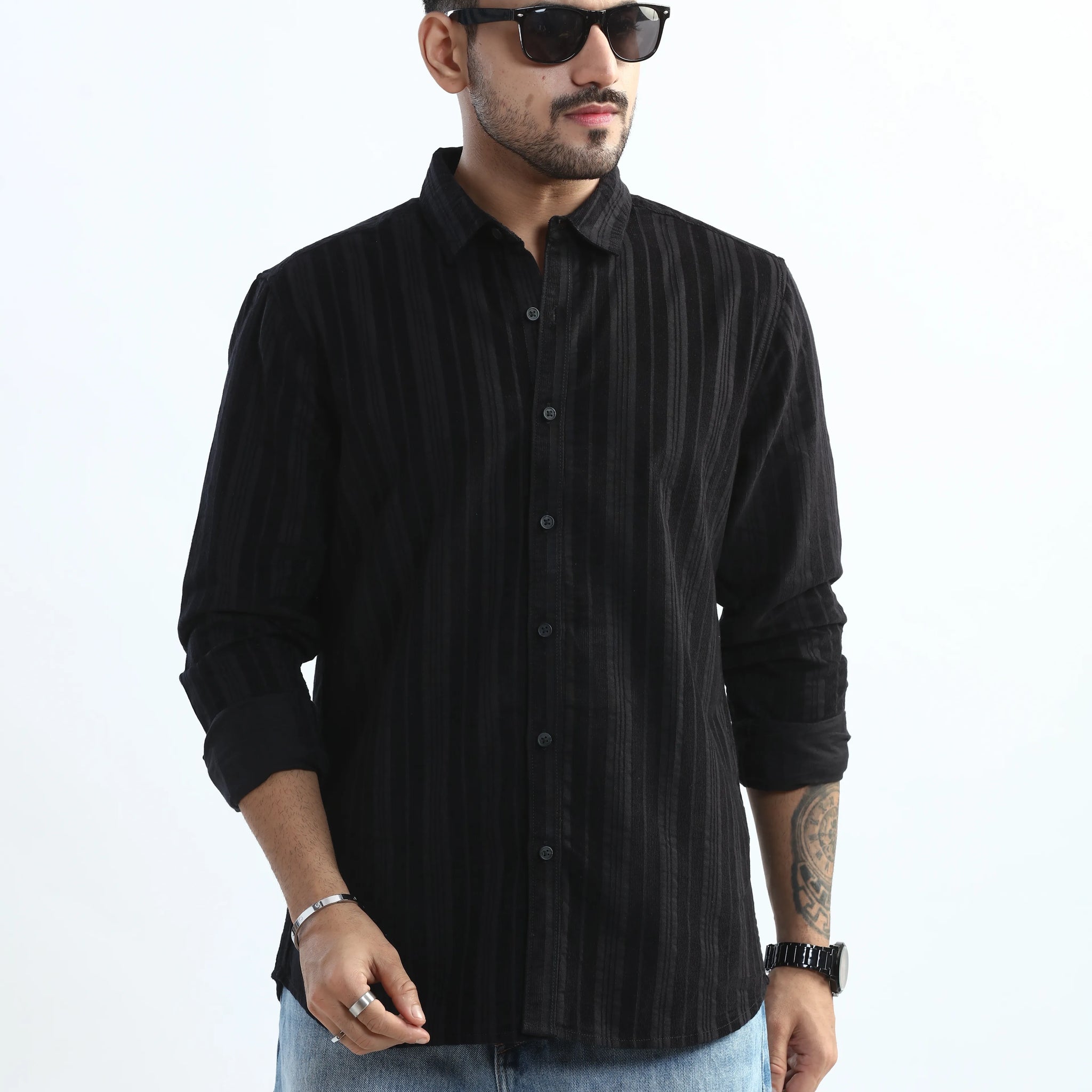 XKIND MEN'S BLACK CORDUROY SUEDE STRIPED SLIM FIT SHIRT
