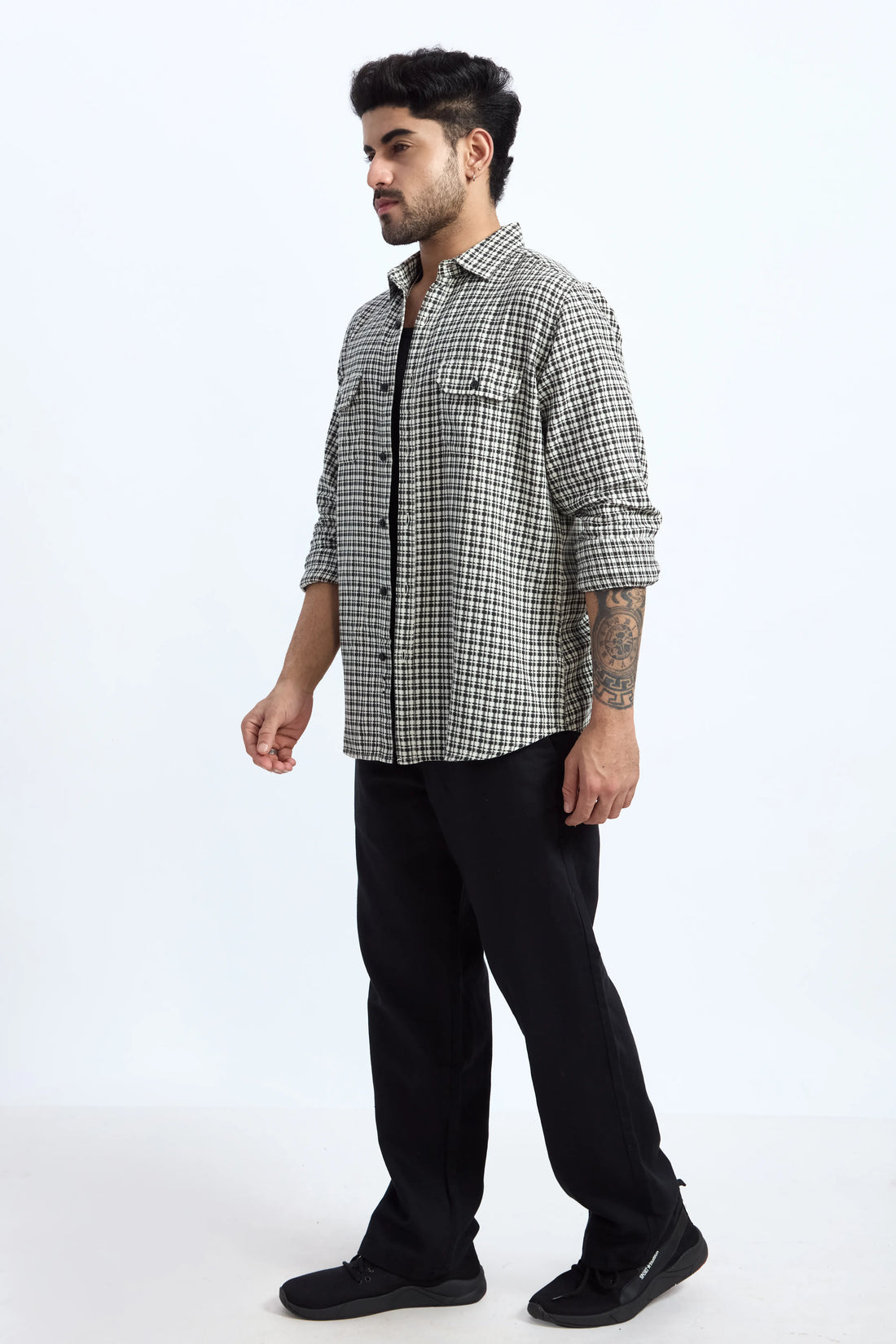 XKIND WHITE STRIPES REGULAR FIT SHIRT