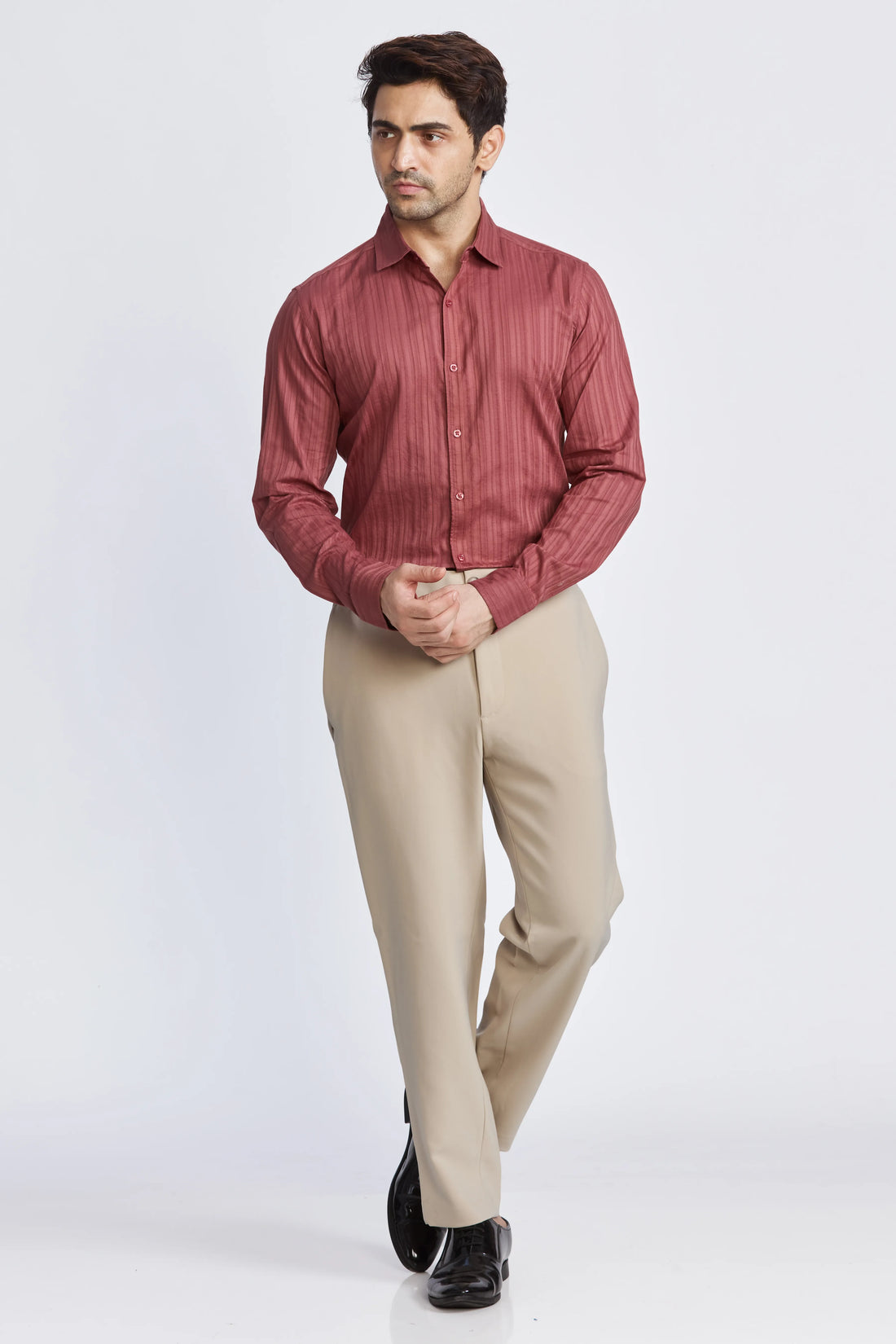 JONESBURG Light  RED  SLIM FIT FORMAL SHIRT