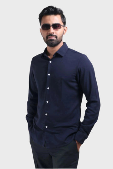 XKIND MEN'S NAVY BLUE STRETCH PLAIN SLIM FIT SHIRT