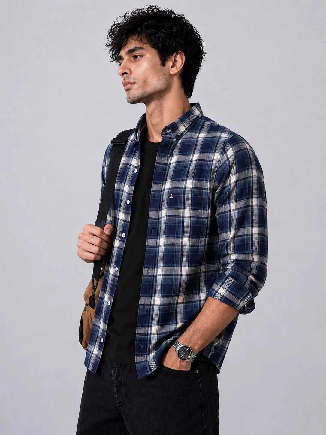 XKIND'S NAVY CHECKS REGULAR FIT CASUAL SHIRT